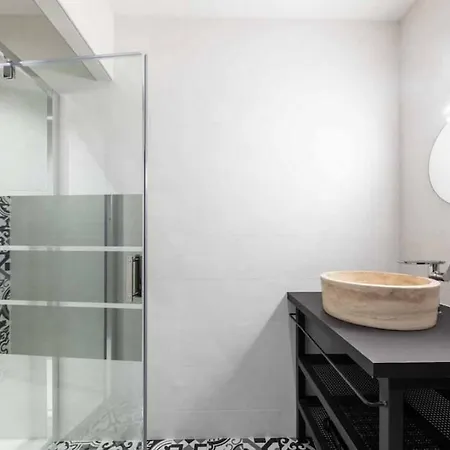 Willa 5br Stunning Chalet In Pool&sauna Tignes