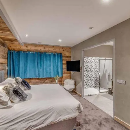 Willa 5br Stunning Chalet In Pool&sauna Tignes