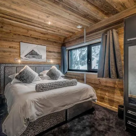 5br Stunning Chalet In Pool&sauna Willa *