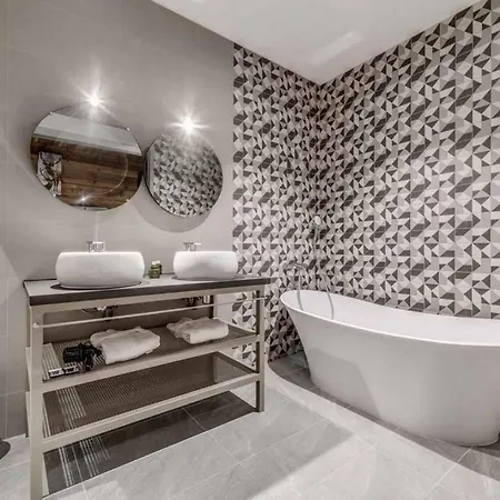 Villa 5br Stunning Chalet In Pool&sauna *